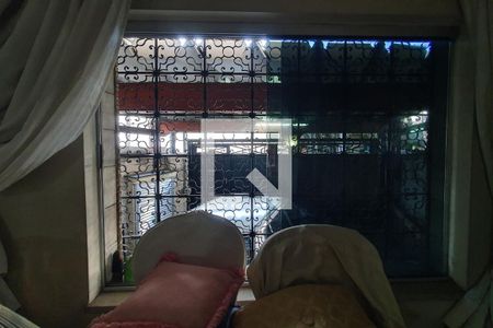 sala janela de casa à venda com 4 quartos, 247m² em Cambuci, São Paulo