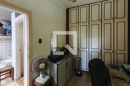 Casa à venda com 247m², 4 quartos e 2 vagas Casa à venda com 247m², 4 quartos e 2 vagasquarto 3