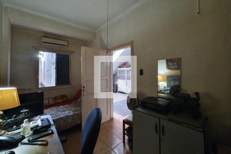 Casa à venda com 247m², 4 quartos e 2 vagas Casa à venda com 247m², 4 quartos e 2 vagasquarto 3