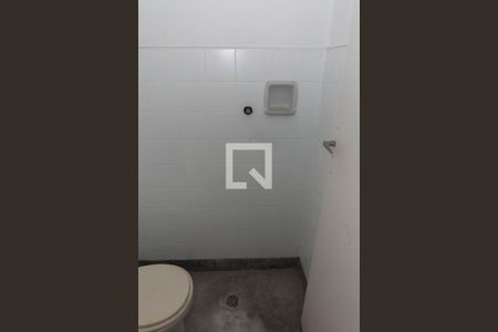 Apartamento para alugar com 72m², 2 quartos e sem vaga Apartamento para alugar com 72m², 2 quartos e sem vagaBanheiro de serviço