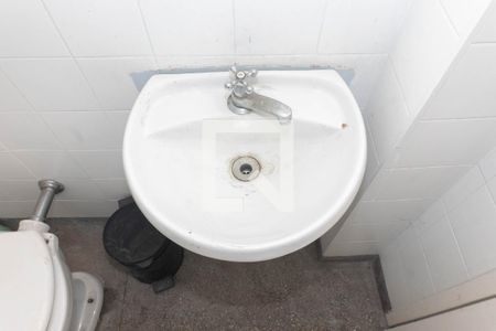 Apartamento para alugar com 72m², 2 quartos e sem vaga Apartamento para alugar com 72m², 2 quartos e sem vagaBanheiro