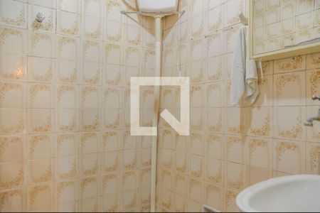 Casa à venda com 187m², 2 quartos e 2 vagas Casa à venda com 187m², 2 quartos e 2 vagasEdícula