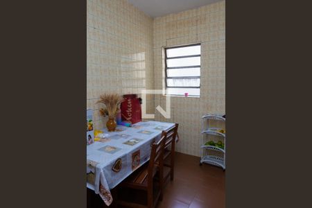 Casa para alugar com 190m², 4 quartos e 2 vagas