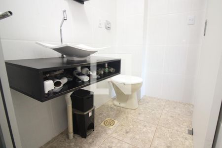 Apartamento para alugar com 57m², 1 quarto e sem vagaBanheiro da Suíte