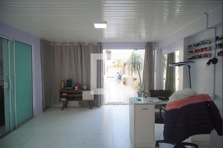 Casa à venda com 120m², 3 quartos e 3 vagas Casa à venda com 120m², 3 quartos e 3 vagasEscritório