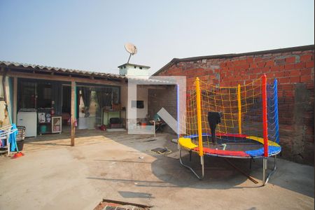 Casa à venda com 120m², 3 quartos e 3 vagas Casa à venda com 120m², 3 quartos e 3 vagasQuintal