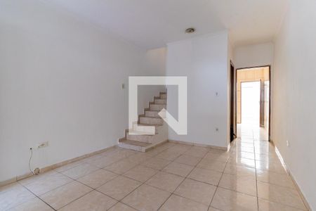 Sala de casa para alugar com 2 quartos, 250m² em Vila Verde, São Paulo