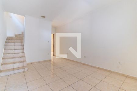 Sala de casa para alugar com 2 quartos, 250m² em Vila Verde, São Paulo