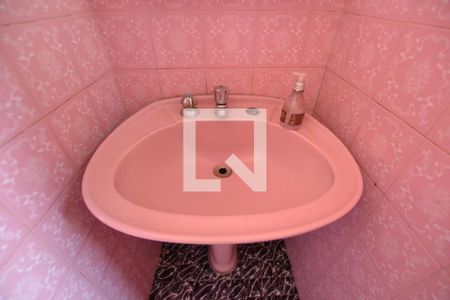 Casa à venda com 120m², 3 quartos e 1 vagaBanheiro