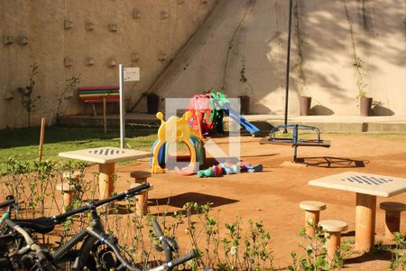 Apartamento à venda com 48m², 2 quartos e sem vaga Apartamento à venda com 48m², 2 quartos e sem vagaÁrea comum - Playground