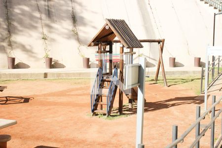 Apartamento à venda com 48m², 2 quartos e sem vaga Apartamento à venda com 48m², 2 quartos e sem vagaÁrea comum - Playground