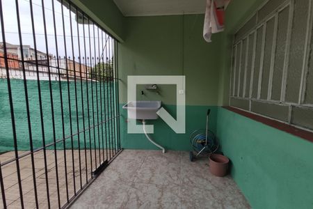 Casa para alugar com 80m², 2 quartos e 1 vagaÁrea de Serviço