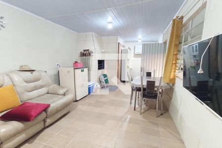 Casa para alugar com 80m², 2 quartos e 1 vagaSala