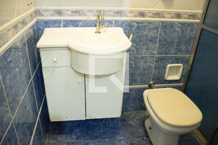 Casa à venda com 240m², 3 quartos e 1 vagaBanheiro Quarto 1