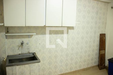 Casa à venda com 240m², 3 quartos e 1 vagaLavanderia