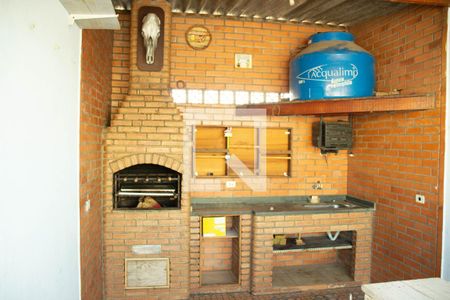 Casa à venda com 240m², 3 quartos e 1 vagaChurrasqueira