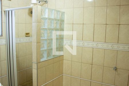 Casa à venda com 240m², 3 quartos e 1 vagaBanheiro