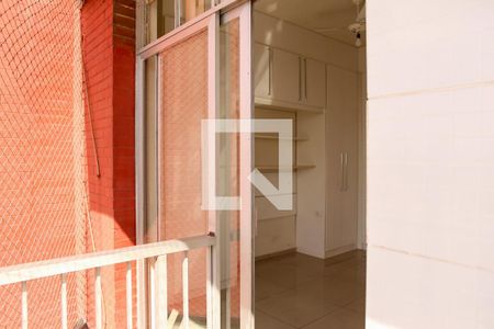 Apartamento à venda com 68m², 1 quarto e 1 vagaVaranda da Sala/Quarto