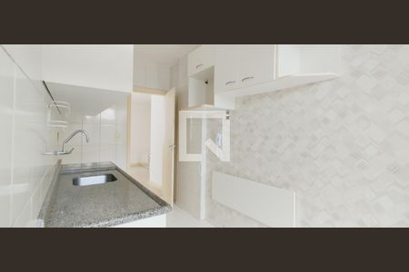 Cozinha de apartamento para alugar com 2 quartos, 93m² em Costa Azul, Salvador