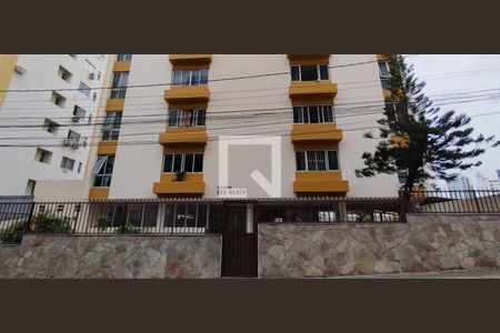 Fachada de apartamento para alugar com 2 quartos, 93m² em Costa Azul, Salvador