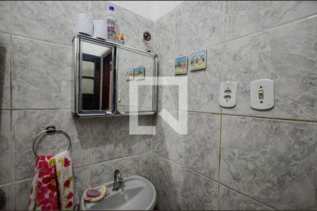 Banheiro de apartamento à venda com 2 quartos, 70m² em Icaraí, Niterói