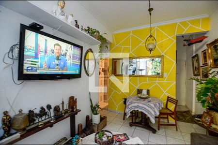 Apartamento à venda com 70m², 2 quartos e sem vagaSala