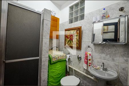 Banheiro de apartamento à venda com 2 quartos, 70m² em Icaraí, Niterói