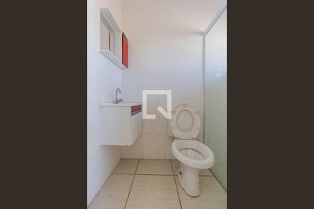 Banheiro Suíte de casa para alugar com 1 quarto, 45m² em Parque Cisper, São Paulo