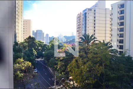 Apartamento para alugar com 80m², 3 quartos e 1 vagaVista da Sacada