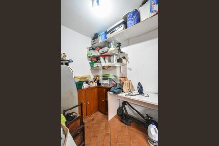 Casa de condomínio para alugar com 130m², 2 quartos e 1 vagaQuarto de Serviços 
