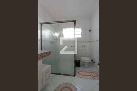 Casa à venda com 226m², 4 quartos e 6 vagasBanheiro da Suíte