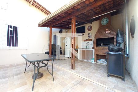 Casa à venda com 226m², 4 quartos e 6 vagasÁrea comum - Churrasqueira