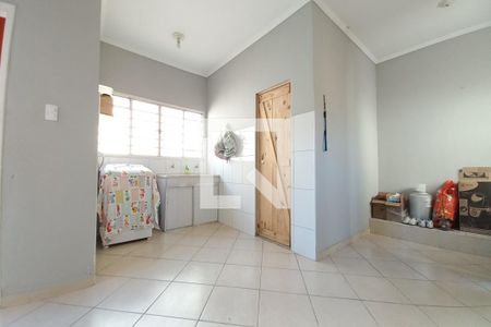 Casa à venda com 226m², 4 quartos e 6 vagasÁrea de Serviço