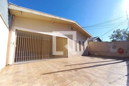 Casa à venda com 226m², 4 quartos e 6 vagasFachada do Prédio