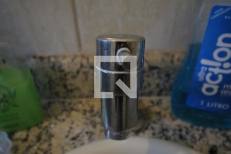 Casa à venda com 200m², 4 quartos e 2 vagasBanheiro