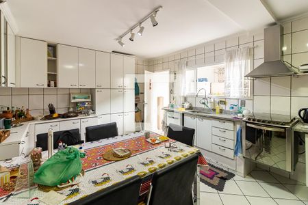 Casa à venda com 170m², 2 quartos e 4 vagasCozinha