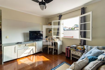 Casa à venda com 170m², 2 quartos e 4 vagasSuíte 2