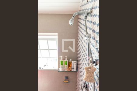 Casa à venda com 170m², 2 quartos e 4 vagasBanheiro da Suíte 1