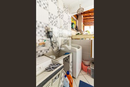 Casa à venda com 170m², 2 quartos e 4 vagasÁrea de Serviço