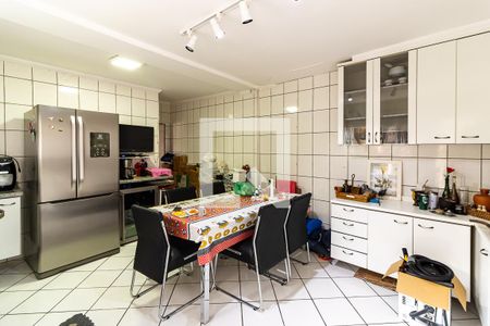 Casa à venda com 170m², 2 quartos e 4 vagasCozinha