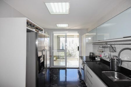 Apartamento à venda com 300m², 3 quartos e 2 vagasCozinha