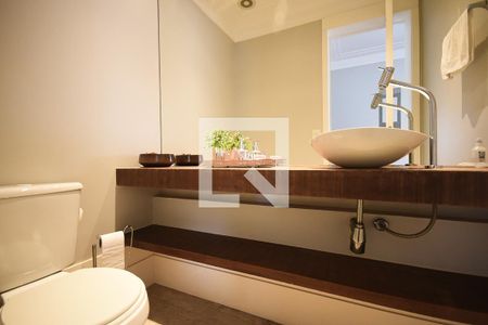 Apartamento à venda com 300m², 3 quartos e 2 vagasLavabo