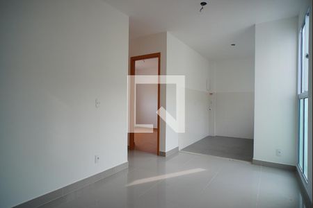 Sala  de apartamento para alugar com 2 quartos, 48m² em Rubem Berta, Porto Alegre