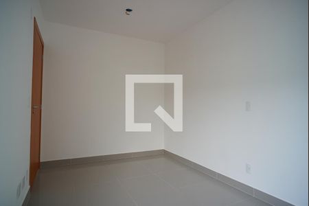 Sala  de apartamento para alugar com 2 quartos, 48m² em Rubem Berta, Porto Alegre