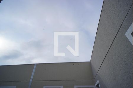 Sala_Vista  de apartamento para alugar com 2 quartos, 48m² em Rubem Berta, Porto Alegre