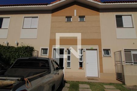 Fachada de casa de condomínio à venda com 3 quartos, 91m² em Usina Piratininga, São Paulo