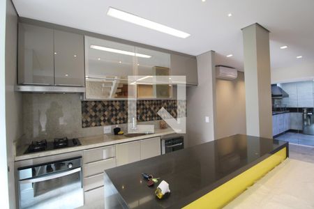 Cozinha de casa de condomínio à venda com 3 quartos, 91m² em Usina Piratininga, São Paulo