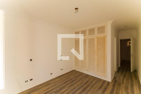 Casa à venda com 349m², 3 quartos e 2 vagasQuarto 2