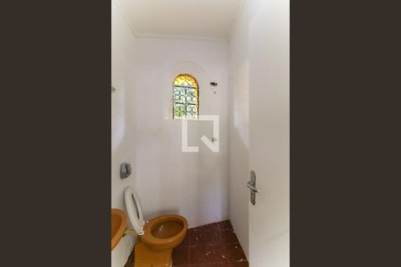 Casa à venda com 349m², 3 quartos e 2 vagasBanheiro de serviço