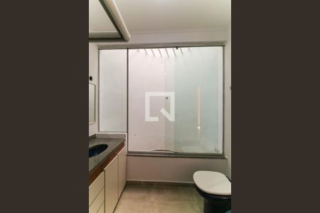 Casa à venda com 349m², 3 quartos e 2 vagasBanheiro da Suíte 1